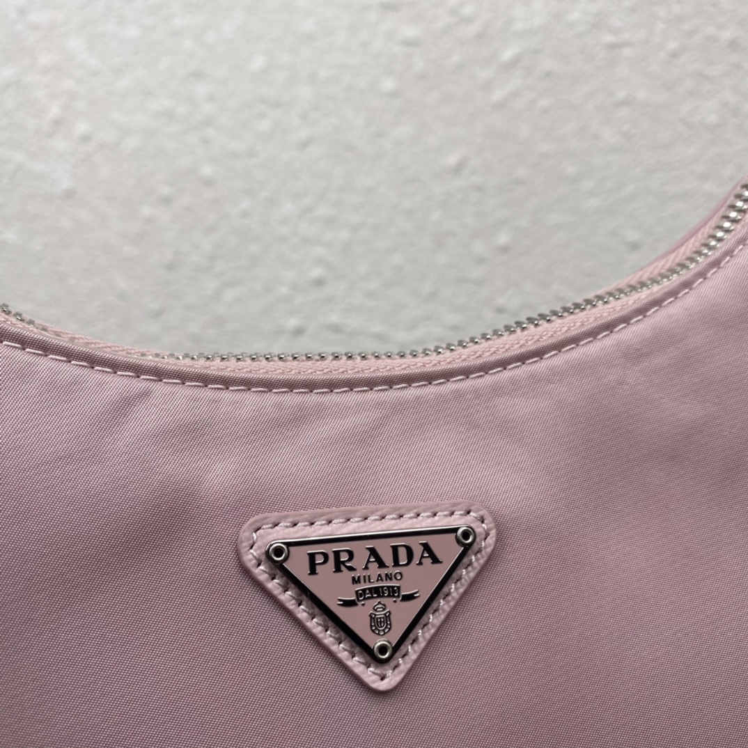 Pra*a re-edition 2005 re-nylon mini bag