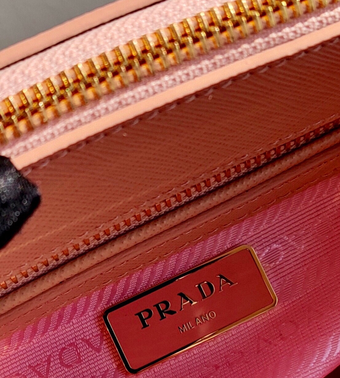 Pra*a galleria saffiano leather mini-bag