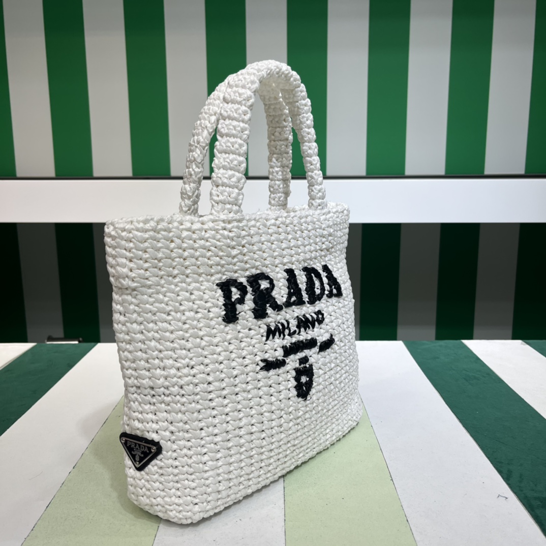 Pra*a small crochet tote bag