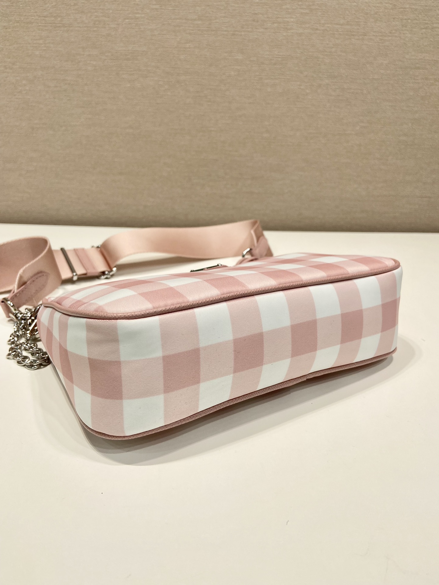 Pra*a re-edition 2005 bag