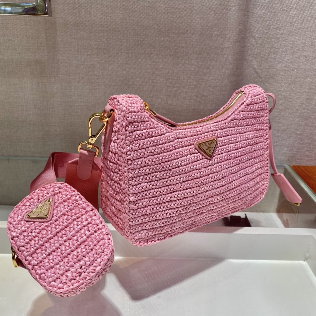 Pra*a re-edition 2005 bag
