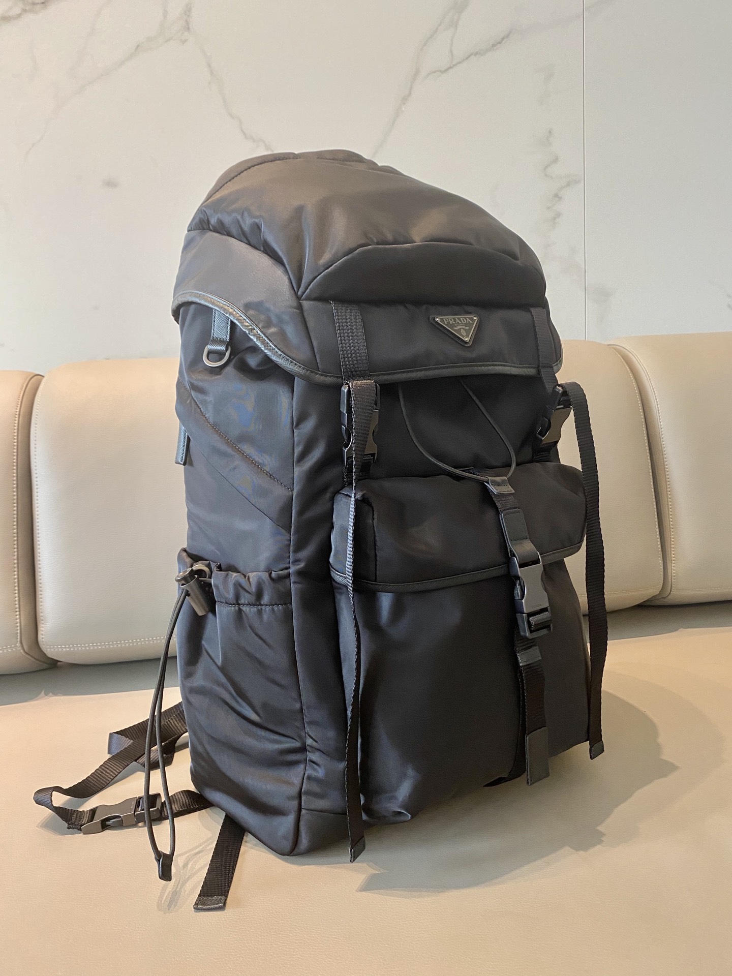 Pra*a  backpack