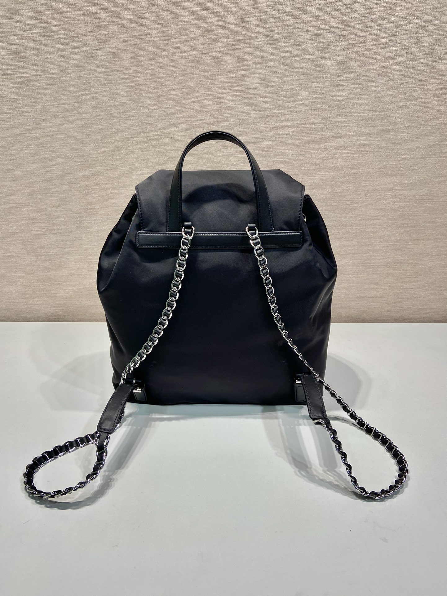 Pra*a  large backpack