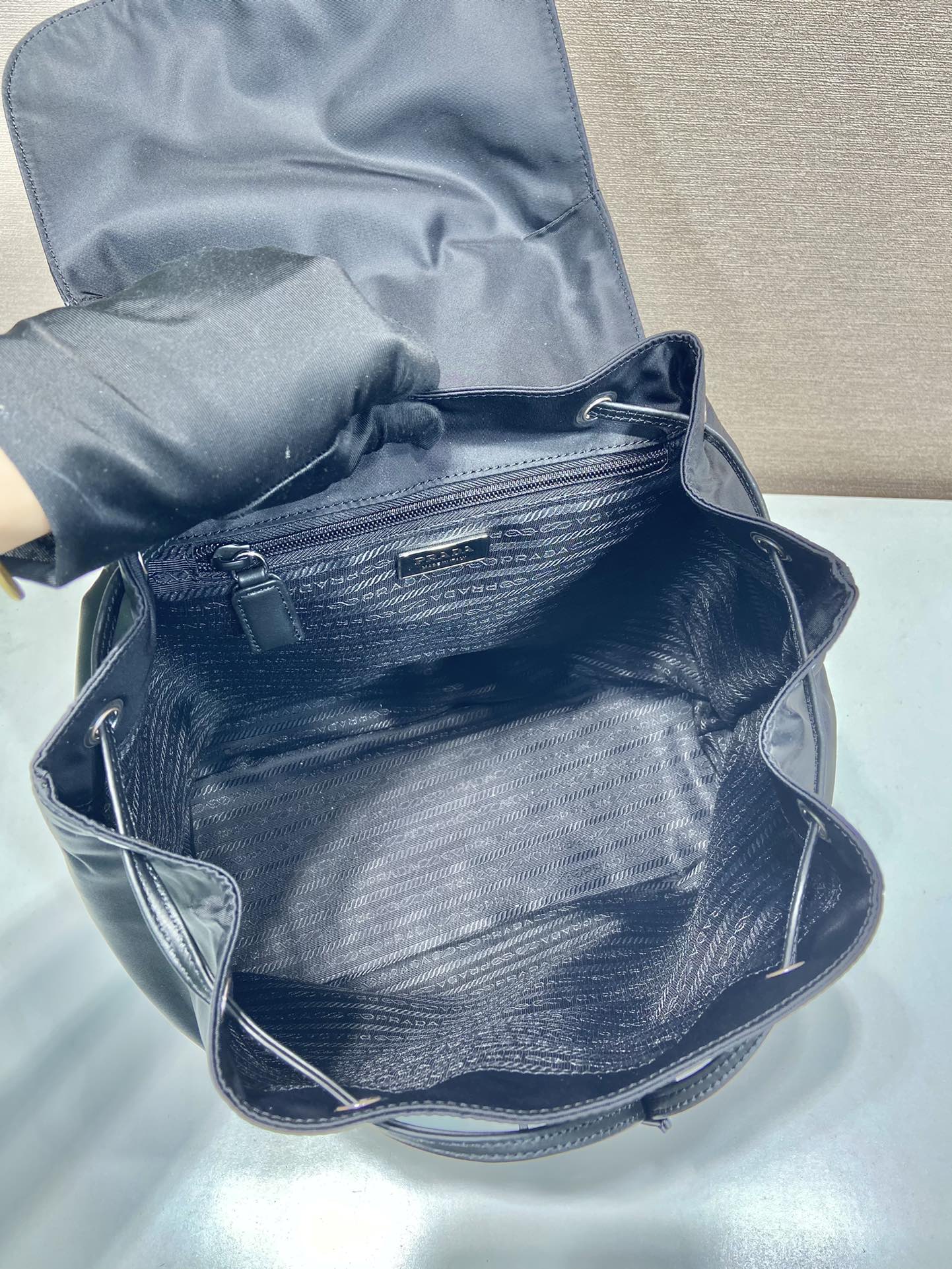 Pra*a  large backpack