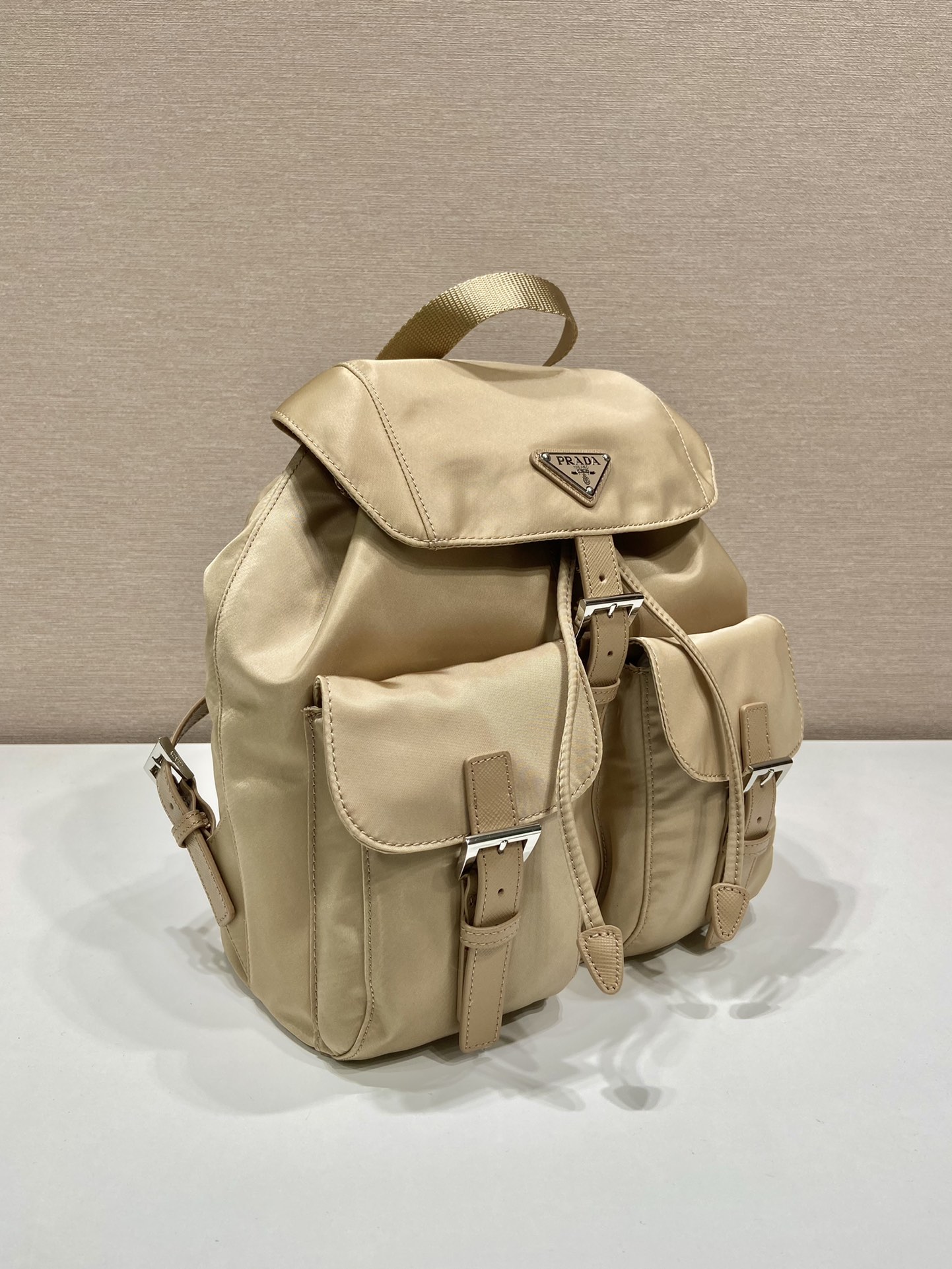 Pra*a small  backpack