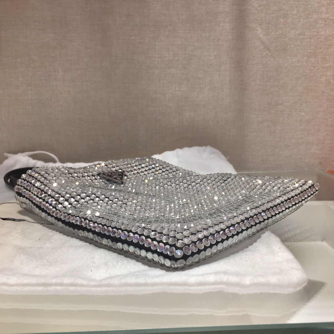 Pra*a handbag