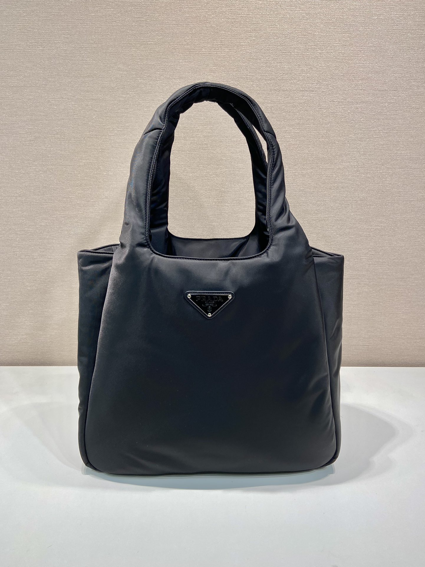 Pra*a large padded re-nylon tote bag