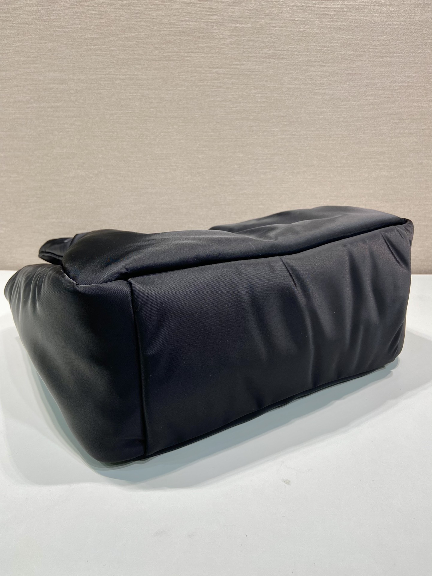 Pra*a large padded re-nylon tote bag
