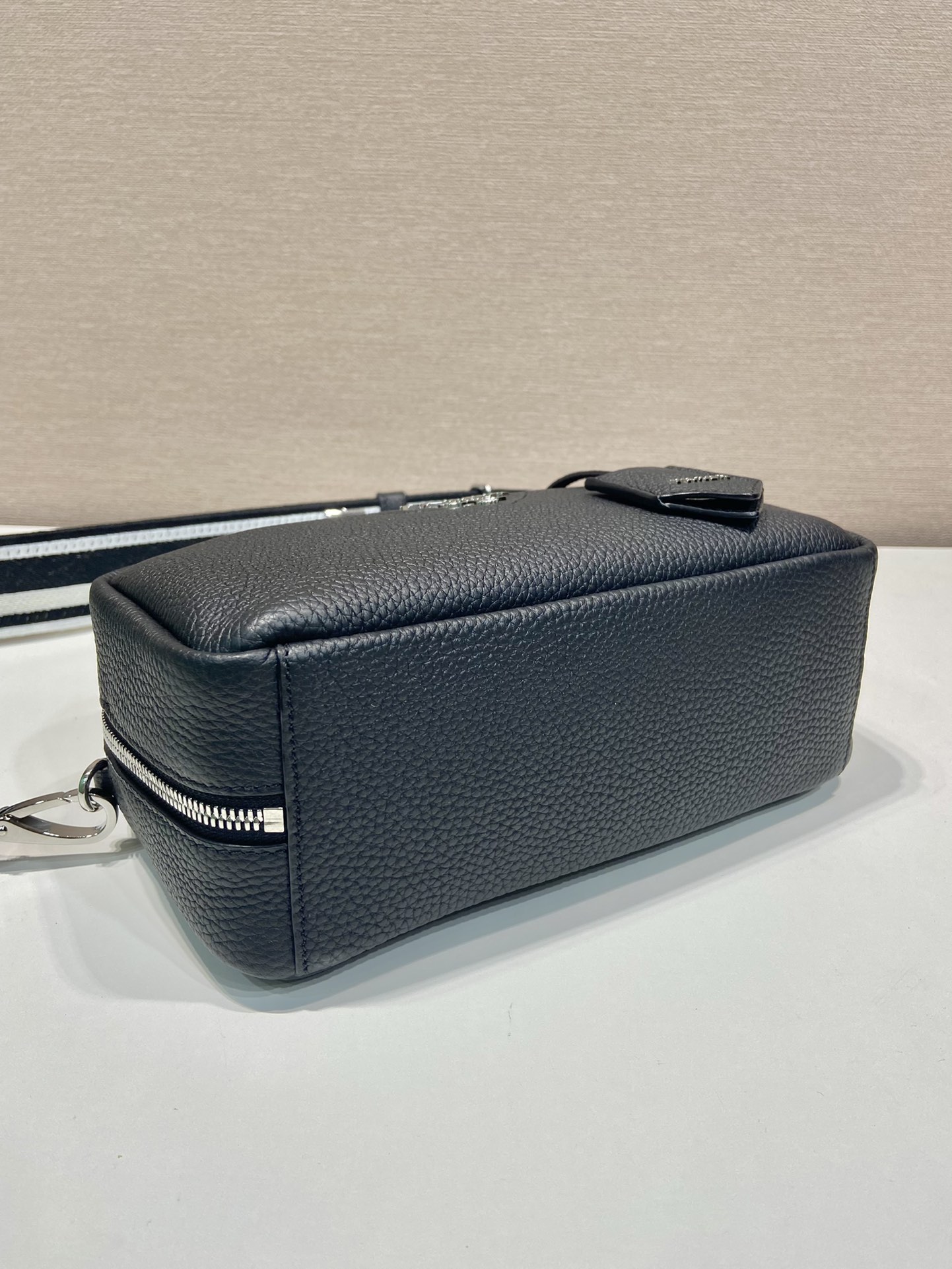 Pra*a leather top-handle bag