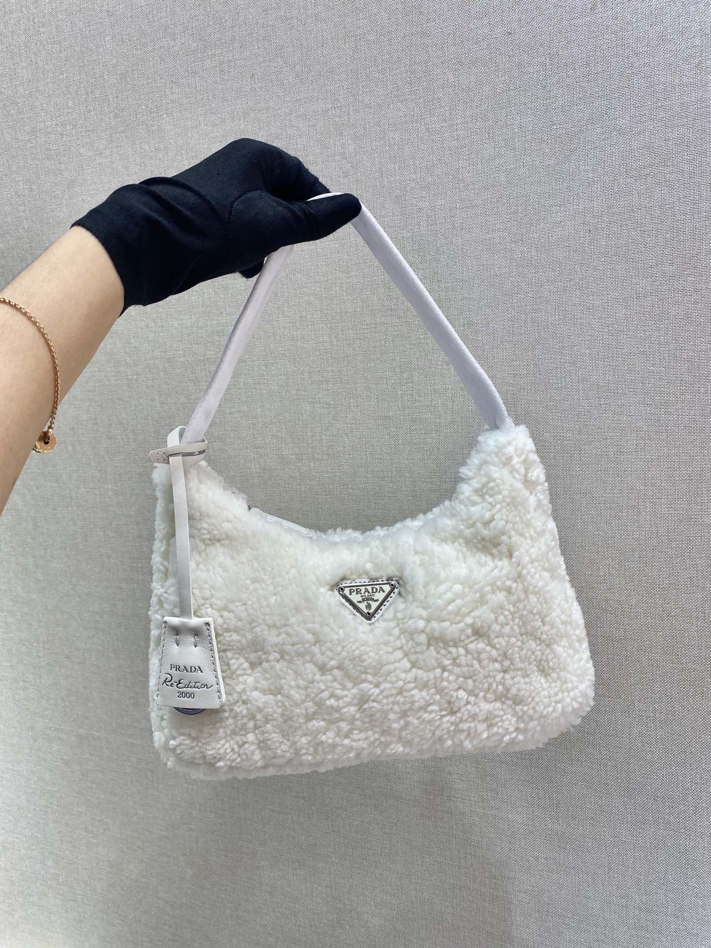 Pra*a hobo bag