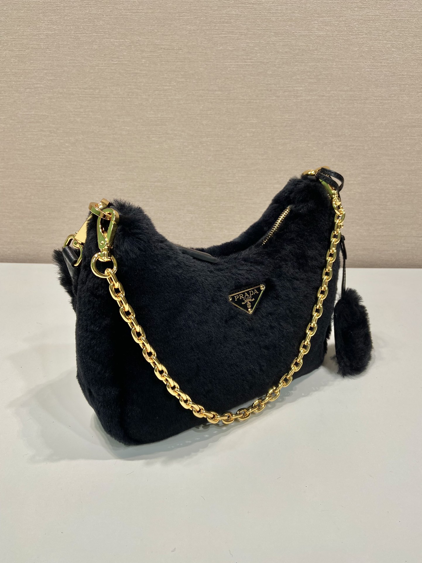 Pra*a re-edition 1995 hobo bag