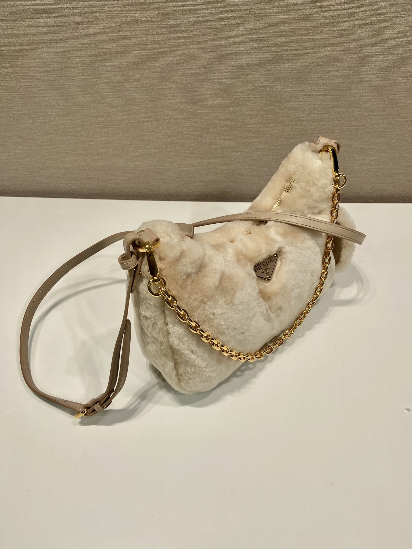 Pra*a re-edition 1995 hobo bag