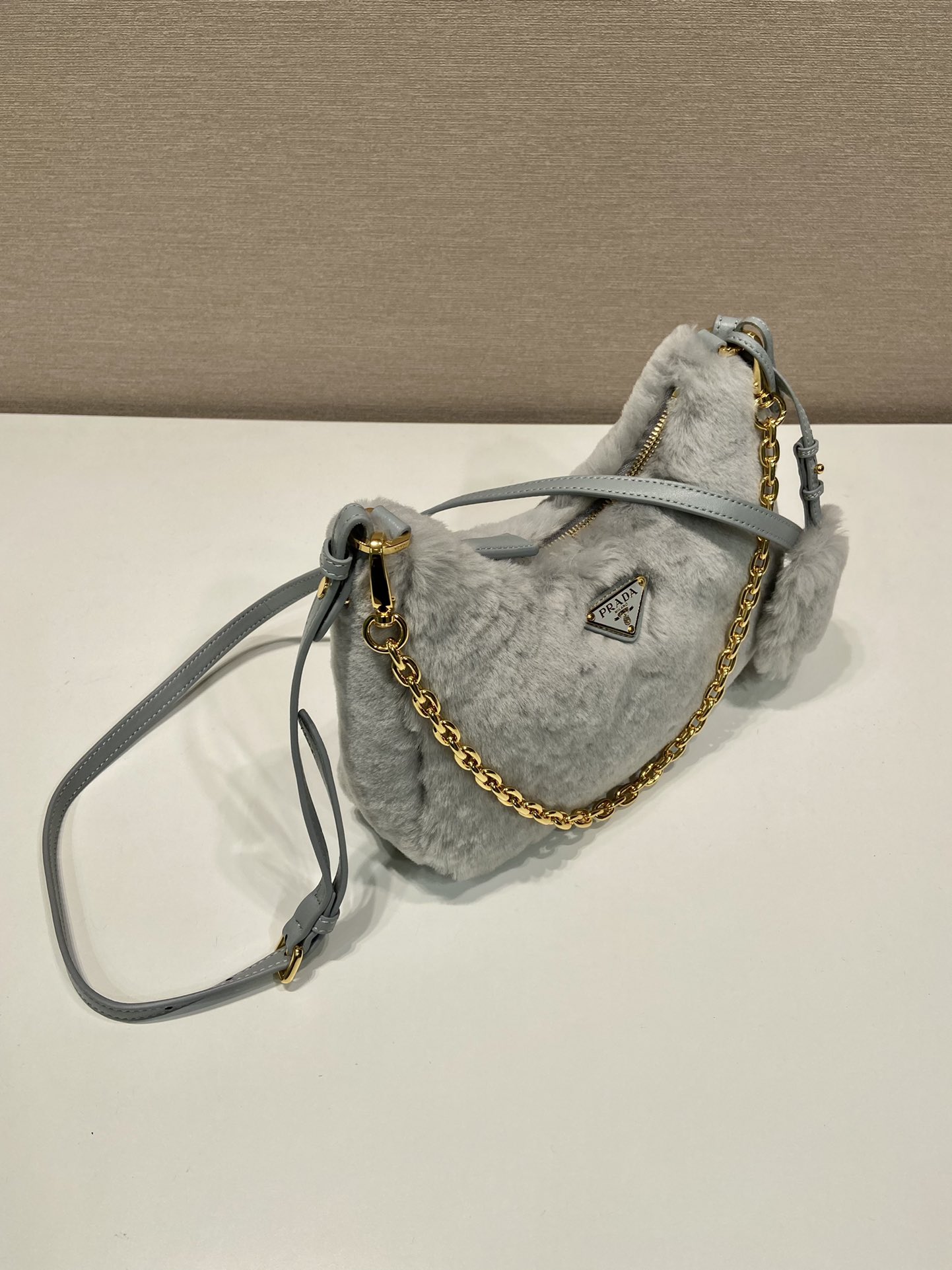 Pra*a re-edition 1995 hobo bag