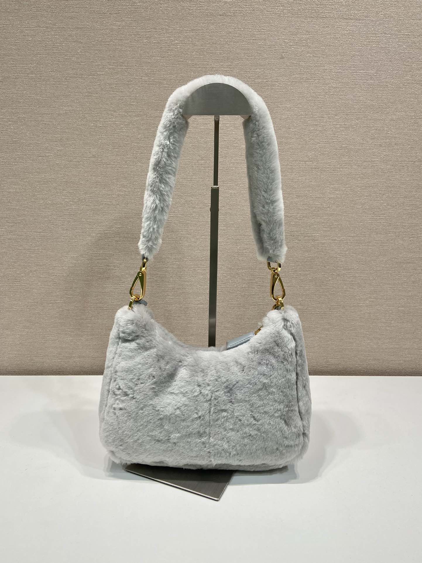 Pra*a re-edition 1995 hobo bag