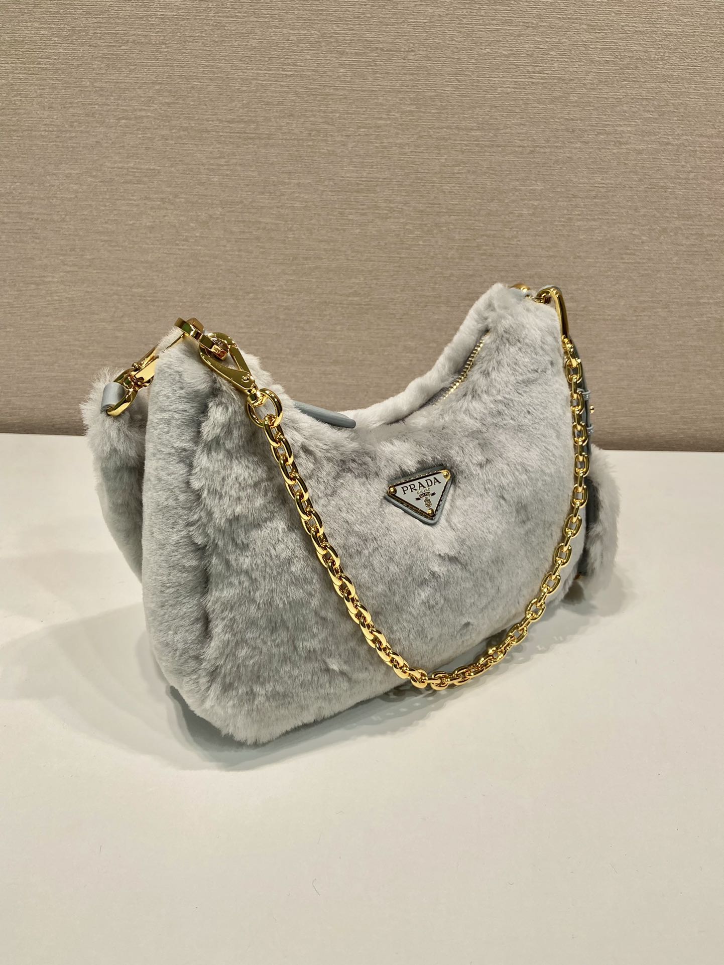Pra*a re-edition 1995 hobo bag