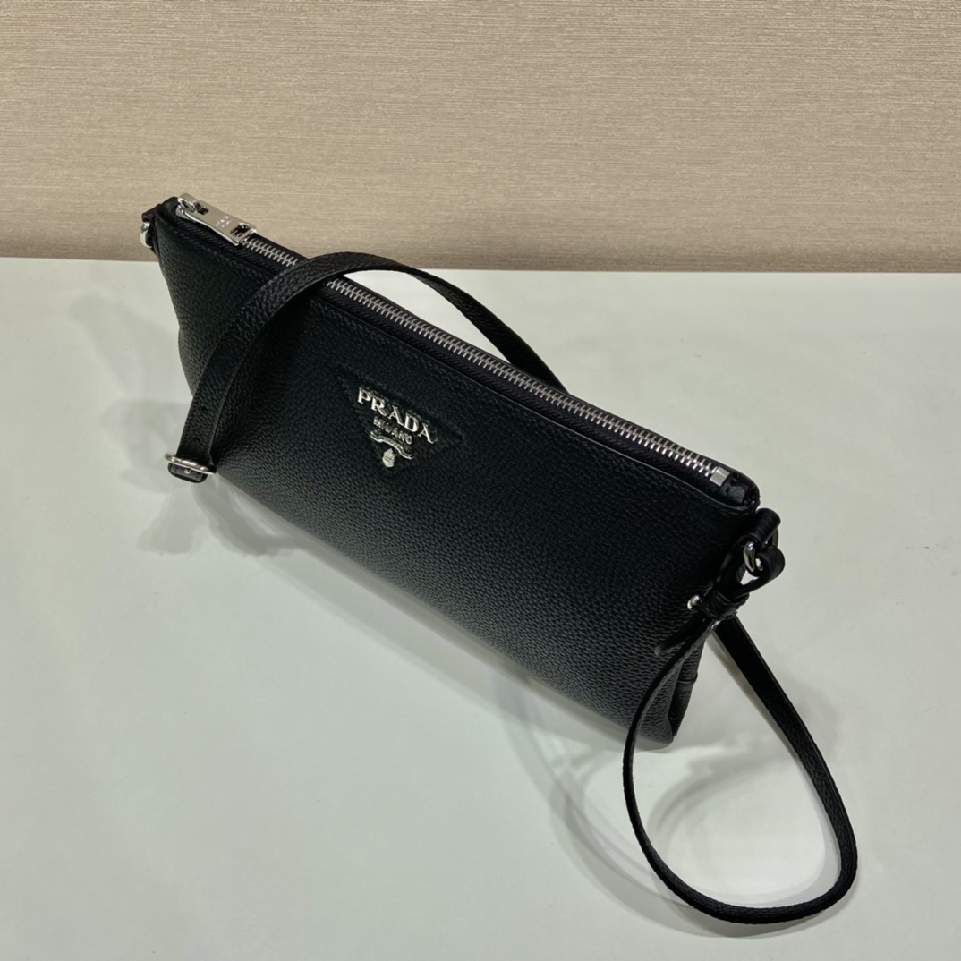 Pra*a leather shoulder bag