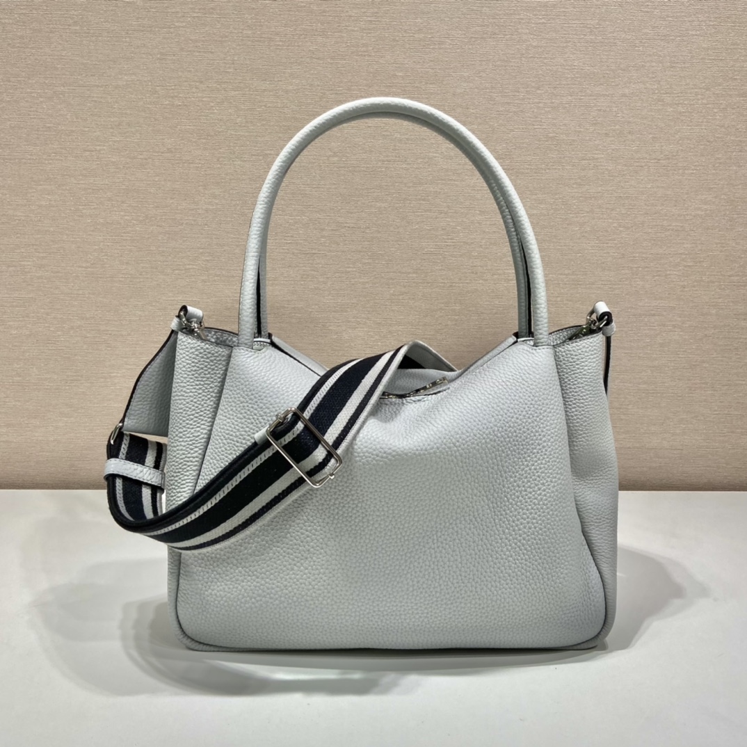 Pra*a large leather handbag