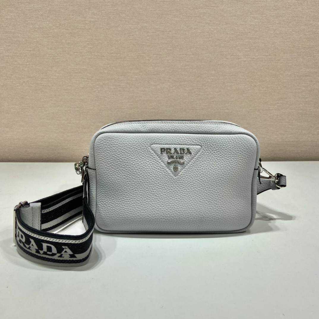 Pra*a shoulder bag