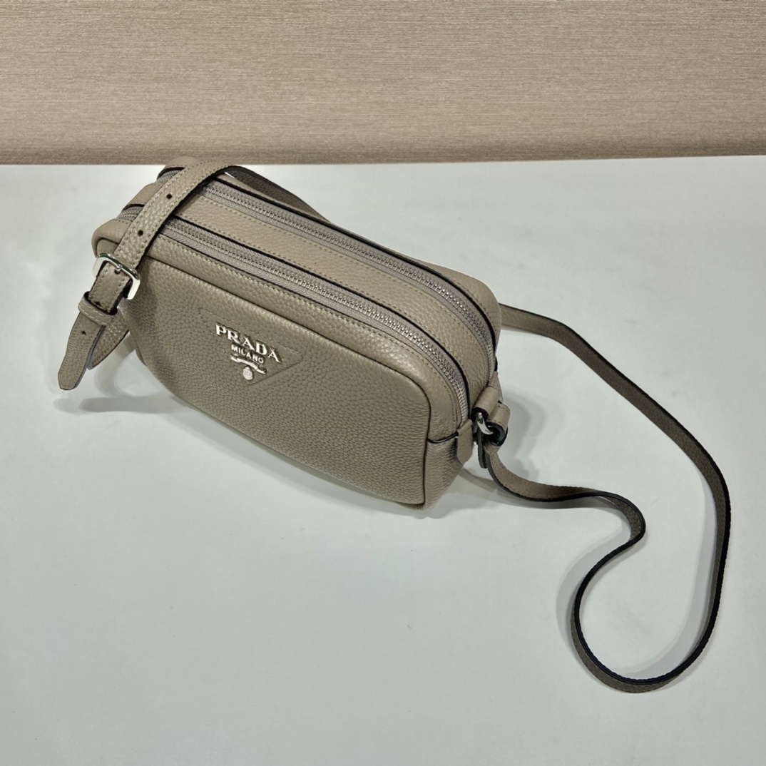 Pra*a shoulder bag