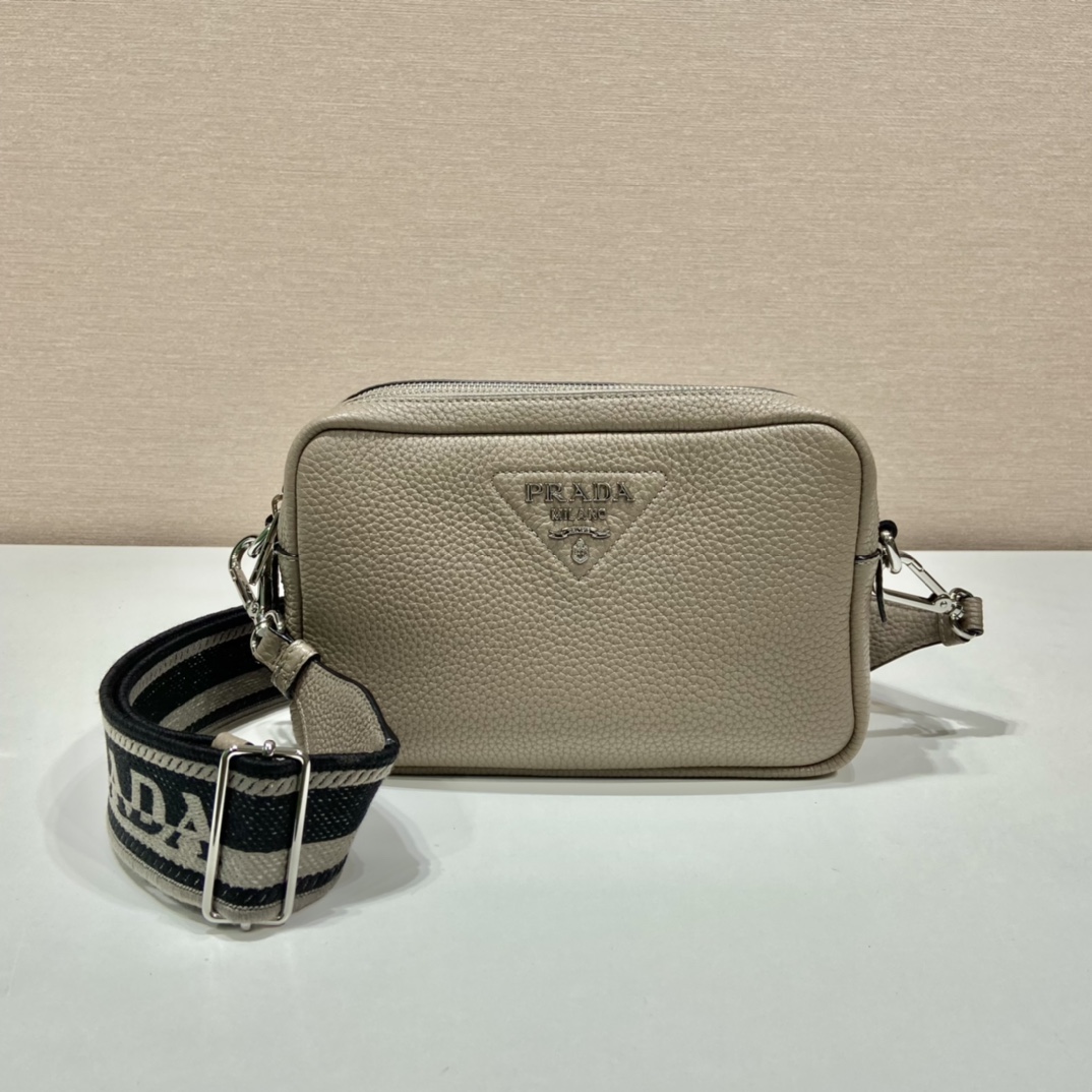 Pra*a shoulder bag