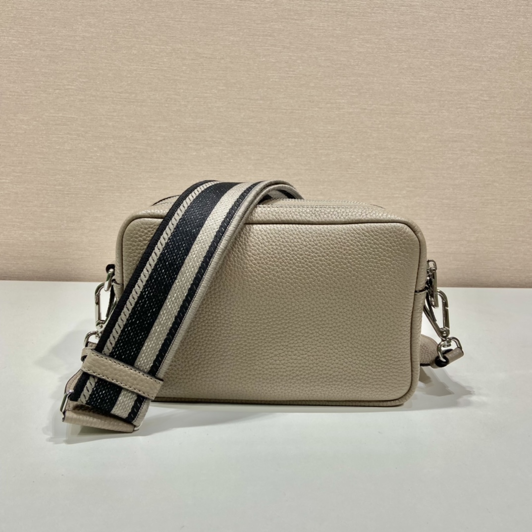 Pra*a shoulder bag