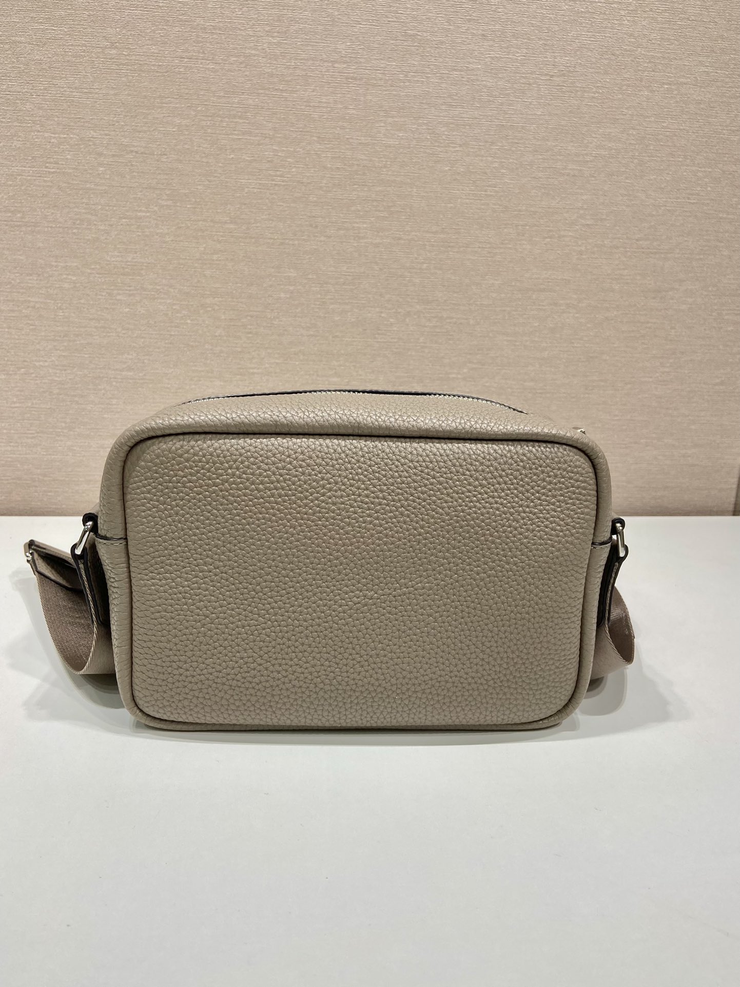 Pra*a leather shoulder bag