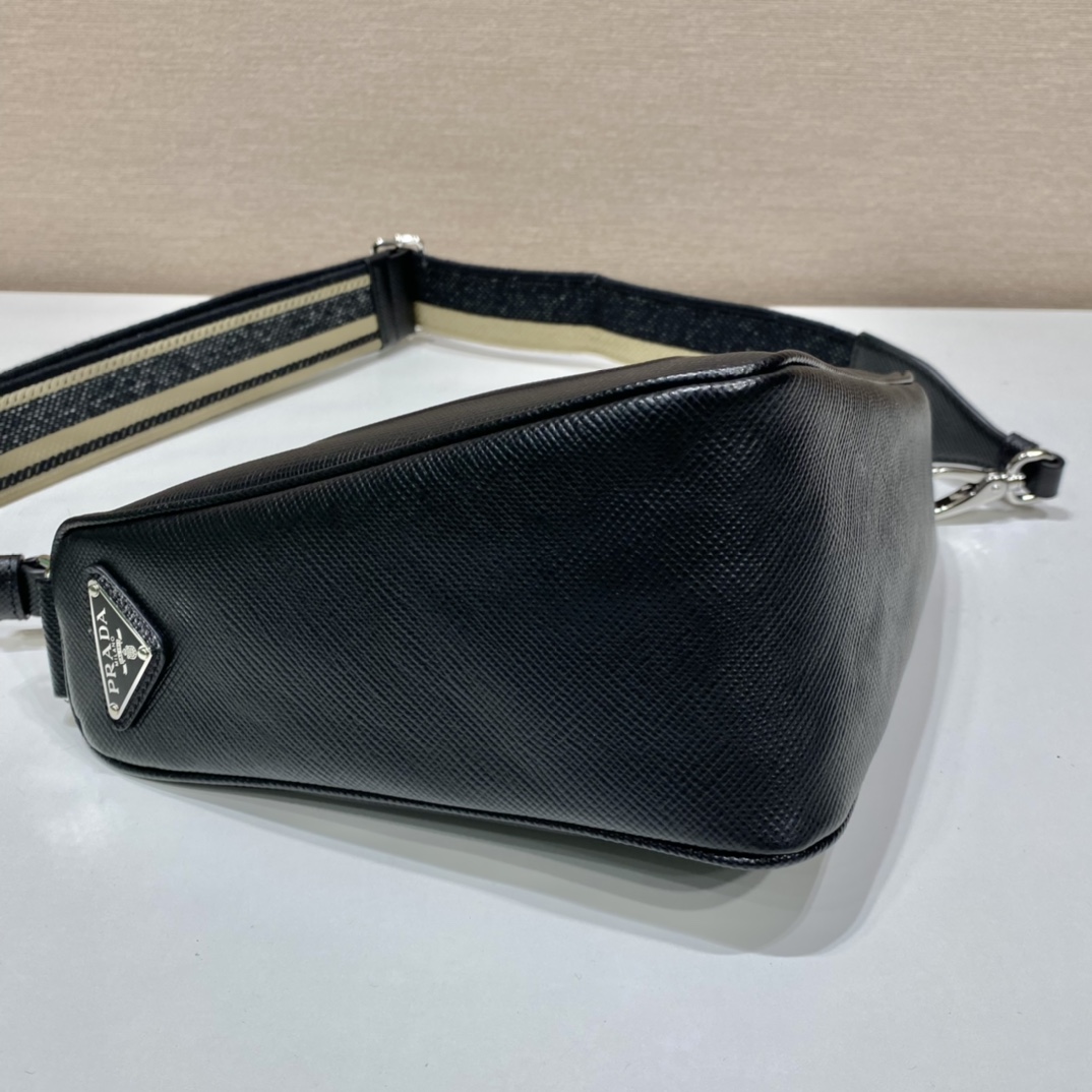 saffiano Pra*a triangle bag