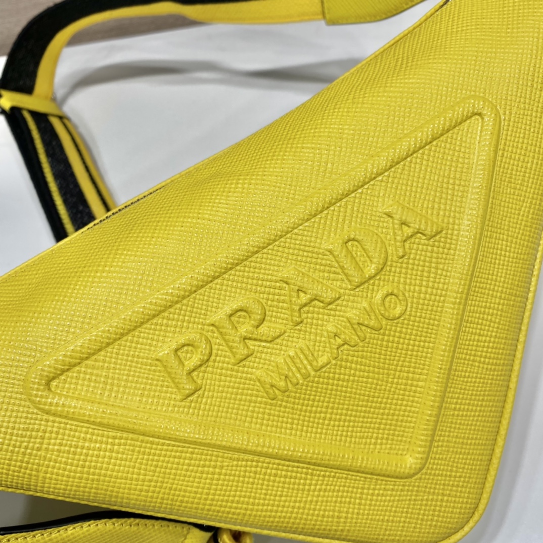 saffiano Pra*a triangle bag