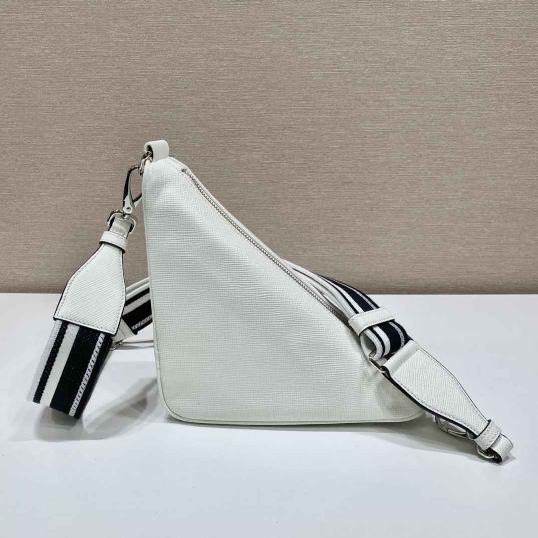 saffiano Pra*a triangle bag