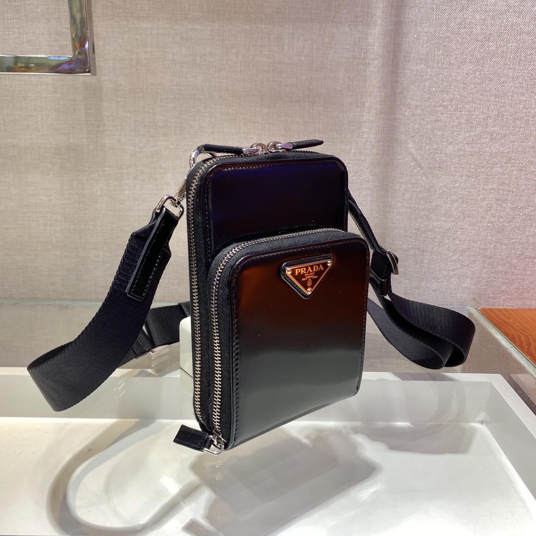 Pra*a saffiano leather smartphone case