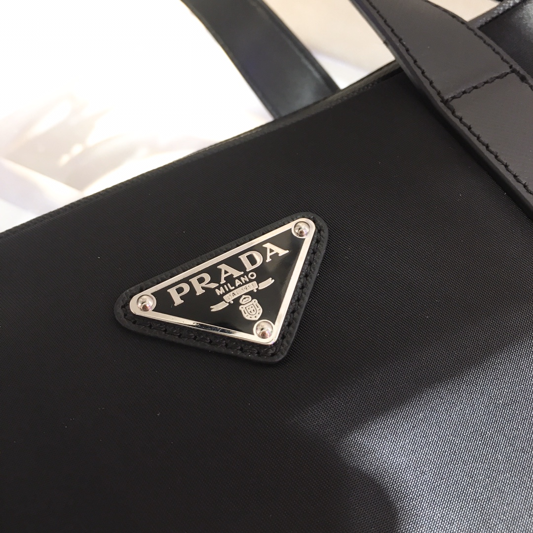 Pra*a saffiano leather work bag