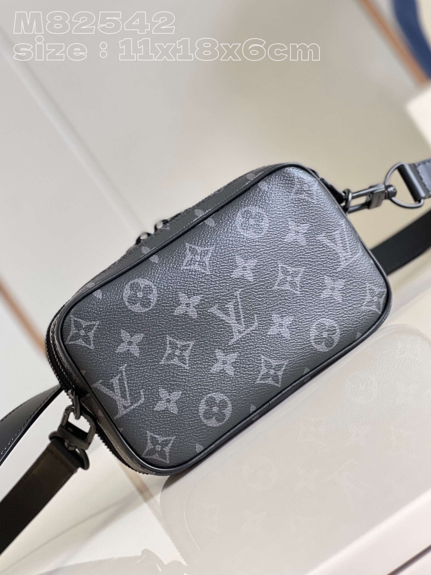 l**is V*t*n alpha nano bag