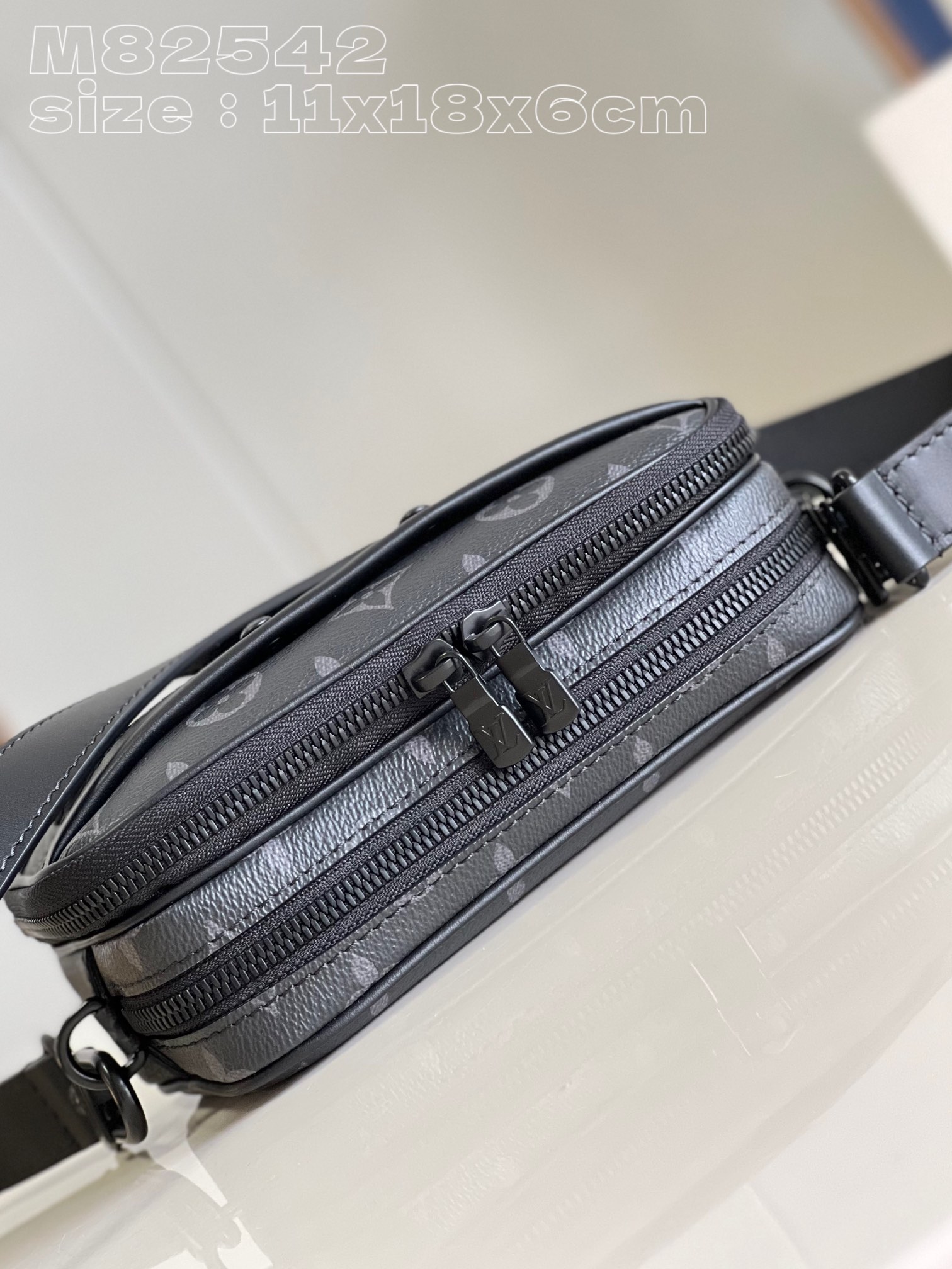 l**is V*t*n alpha nano bag