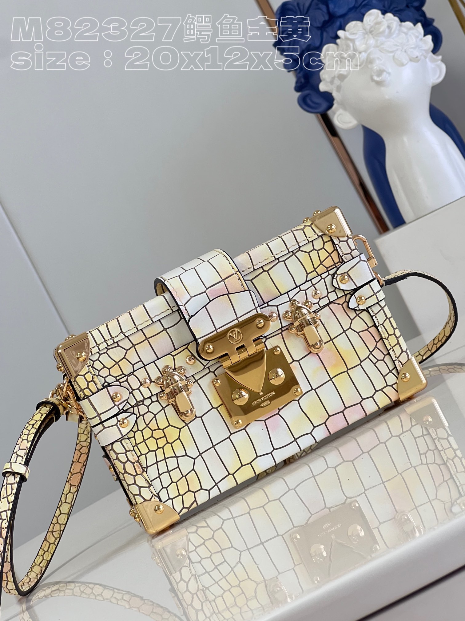 l**is V*t*n petit malle handbag