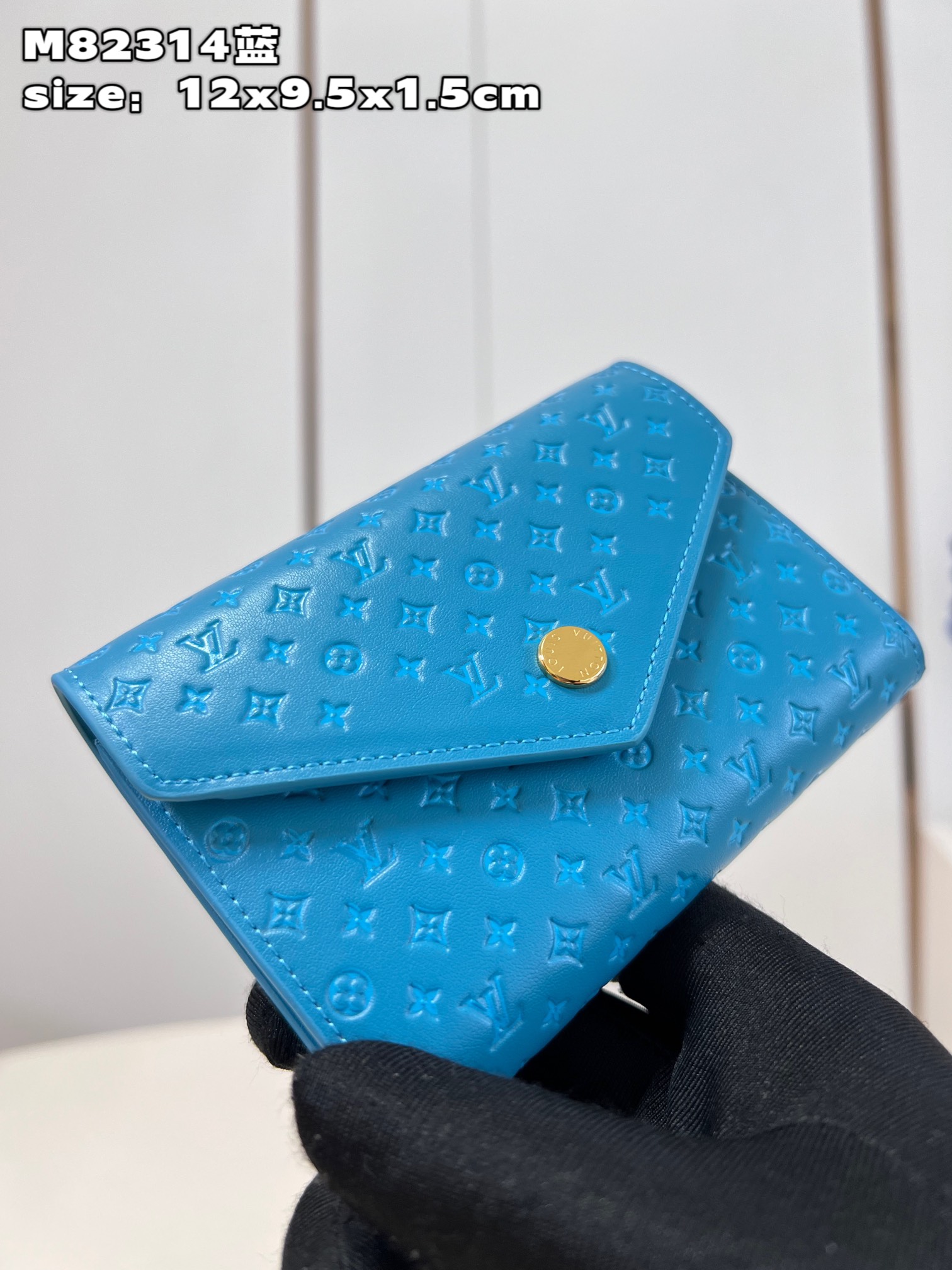 l**is V*t*n victorine wallet