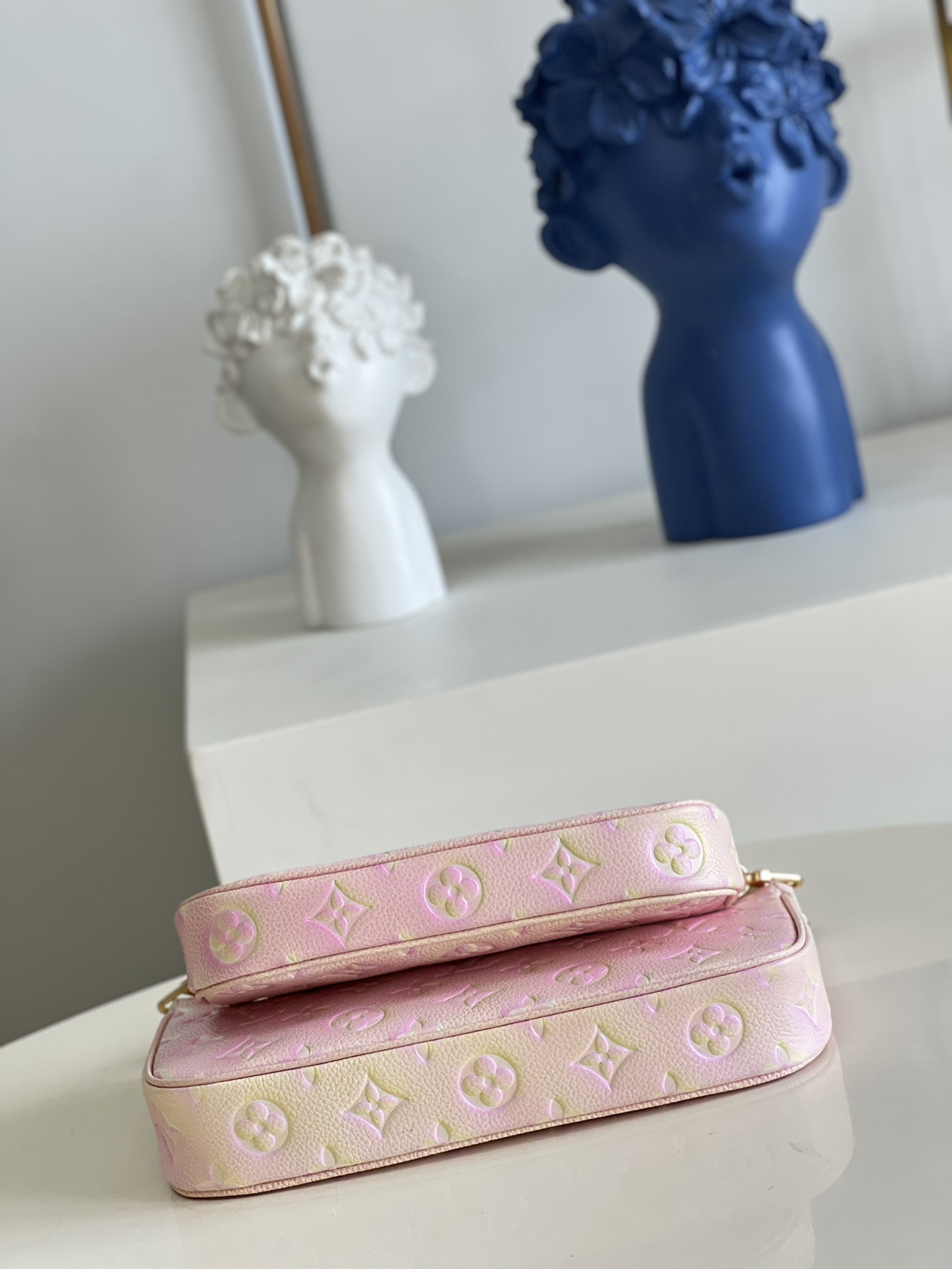 l**is V*t*n  multi pochette accessories