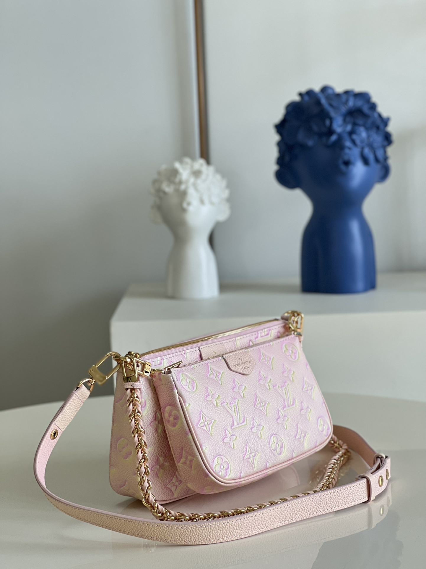 l**is V*t*n  multi pochette accessories
