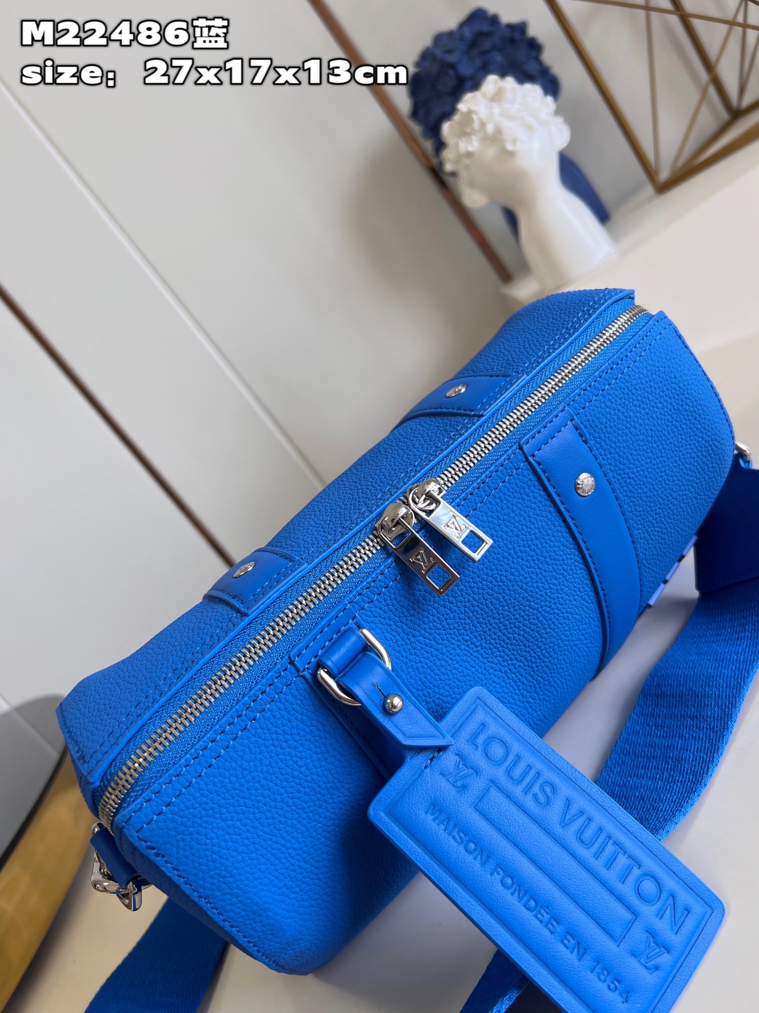 l**is V*t*n  city keepall