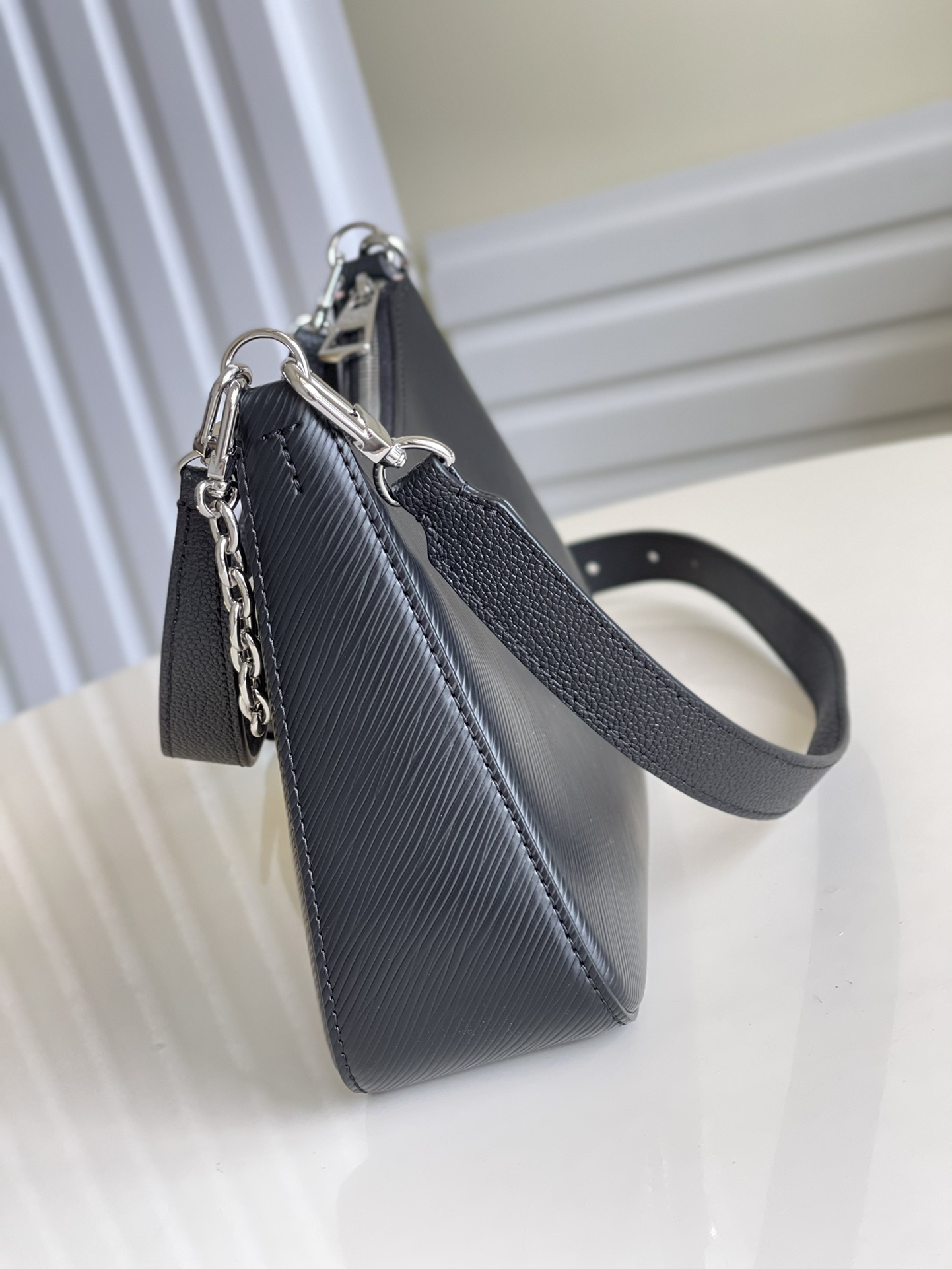 l**is V*t*n  marelle handbag