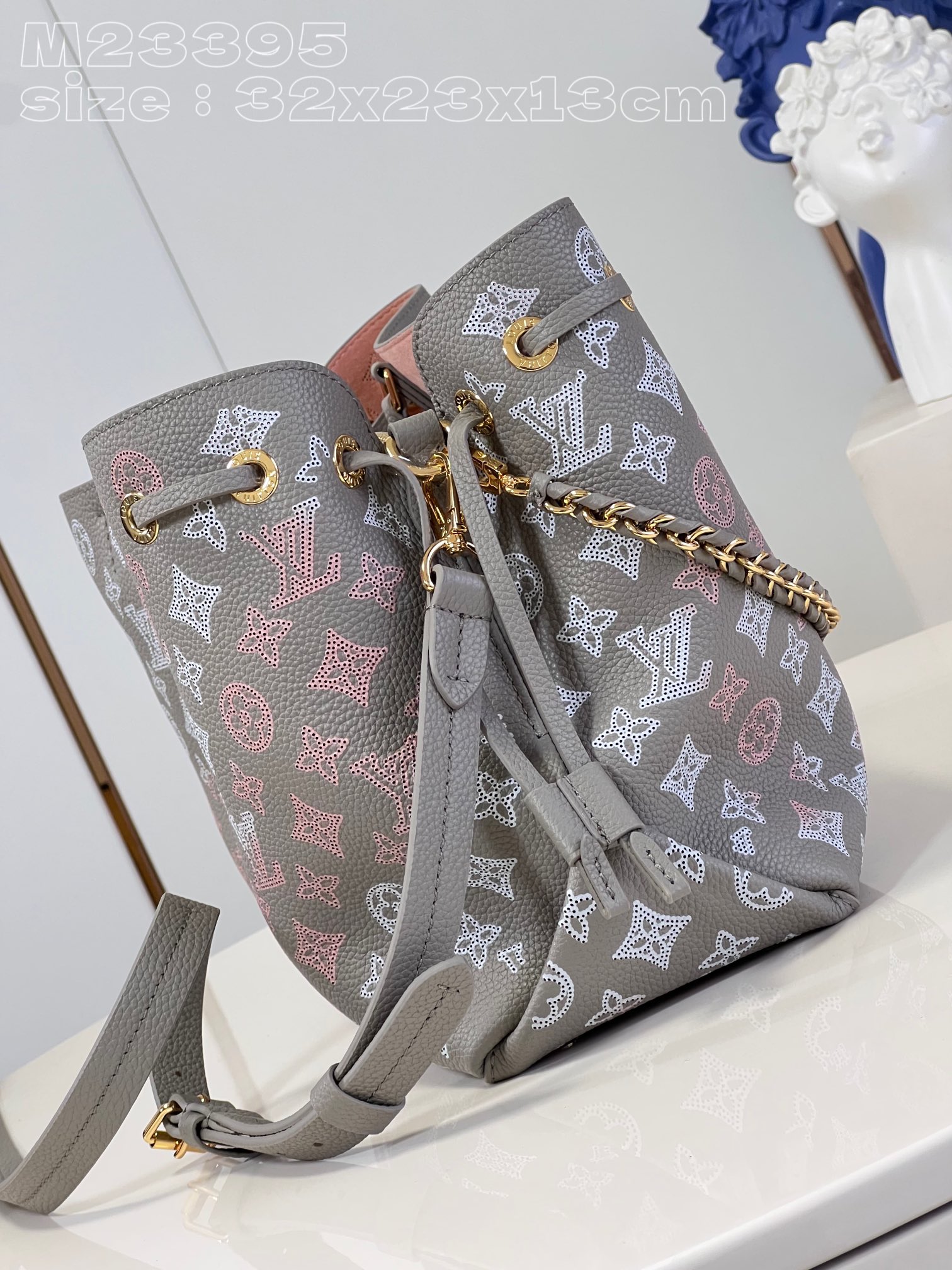 l**is V*t*n bella tote