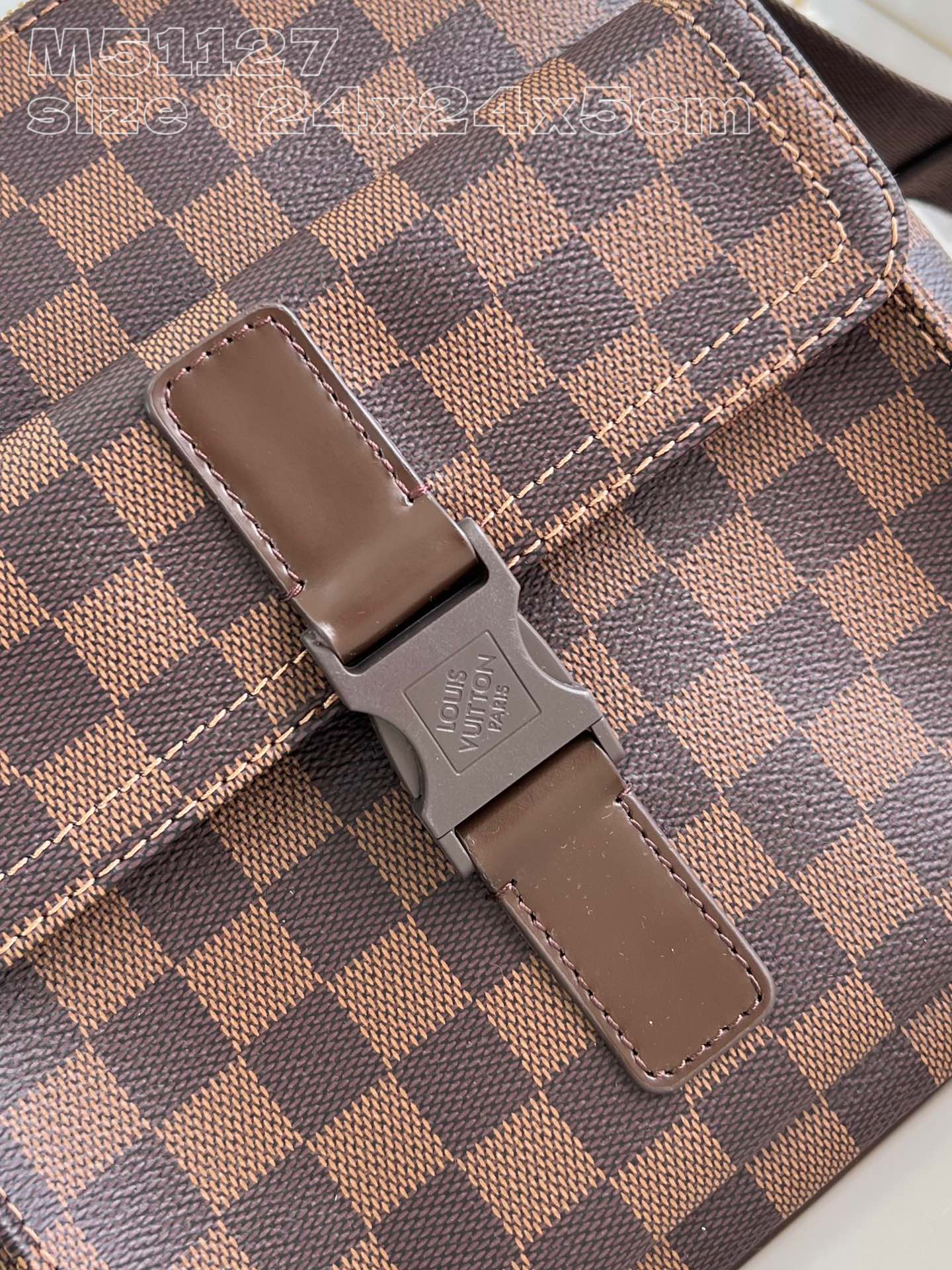 l**is V*t*n damier pochette melville crossbody bag