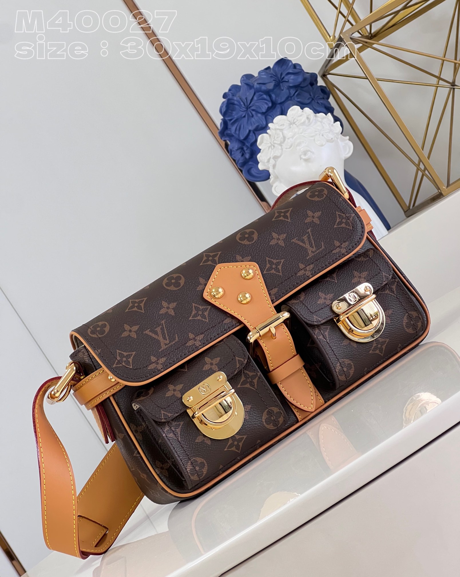 l**is V*t*n hudson pm bag