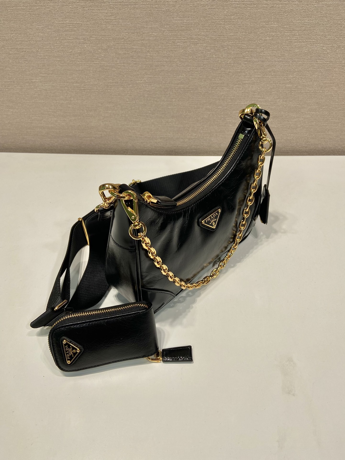 Pra*a hobo bag