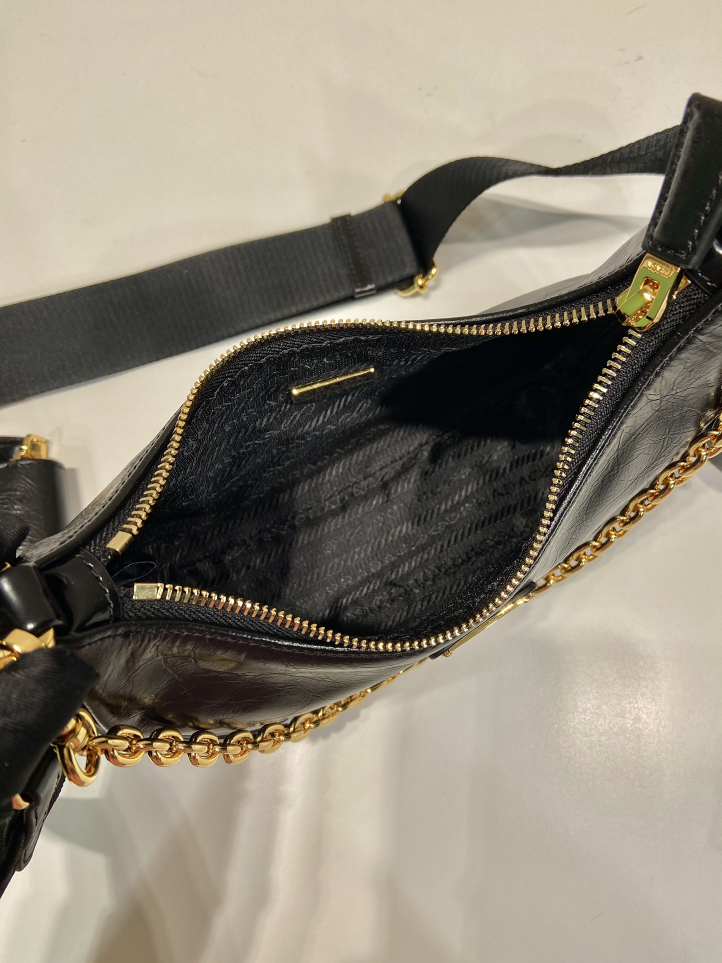 Pra*a hobo bag