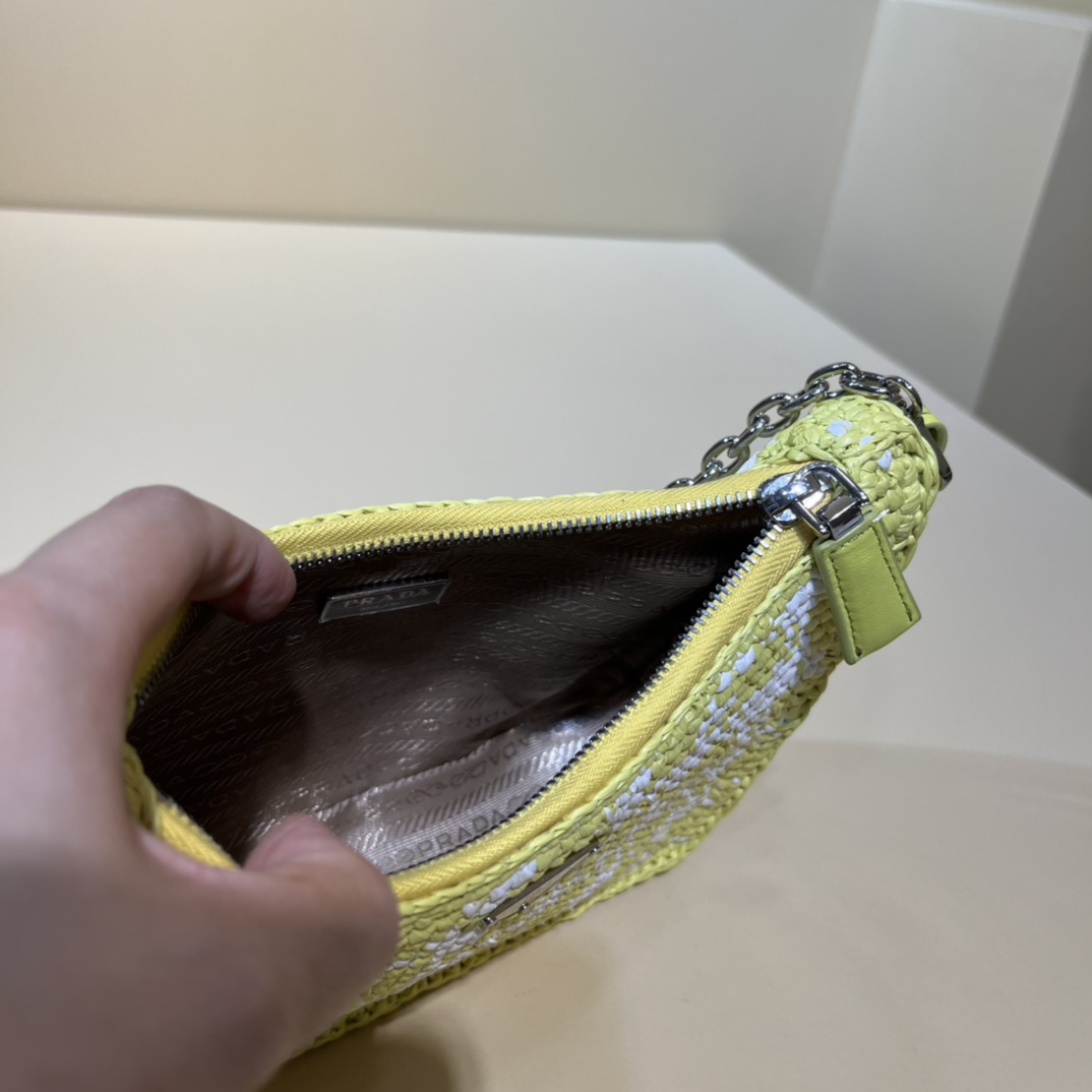 Pradα Nylon Hobo