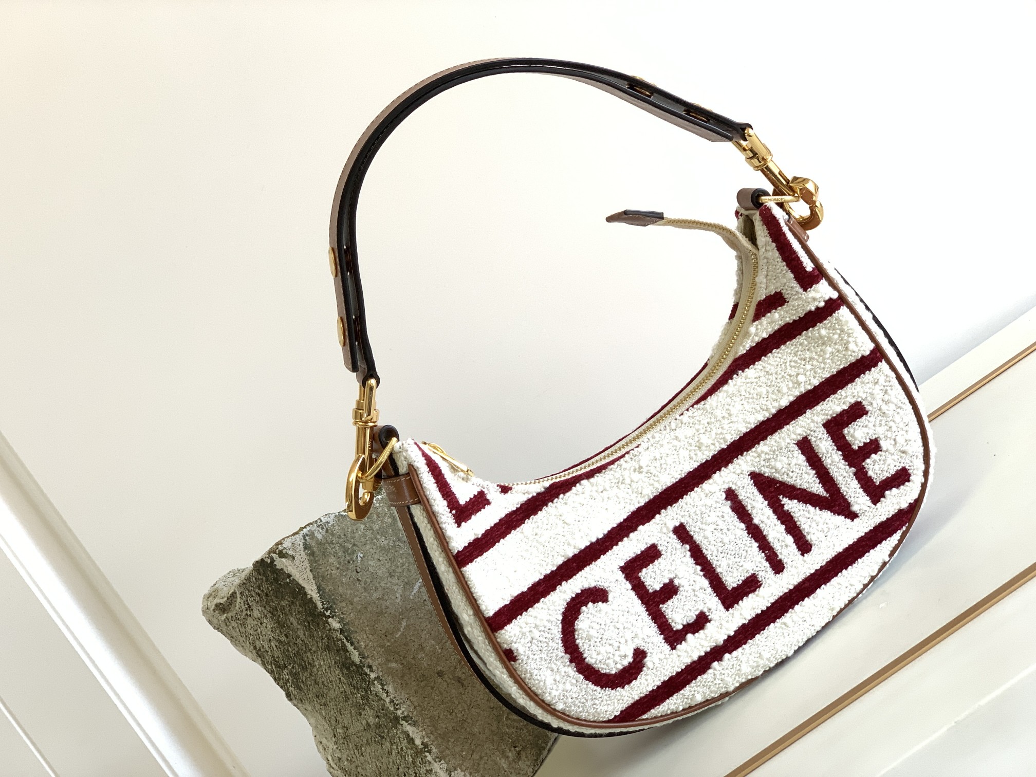 Ce**e ava bag