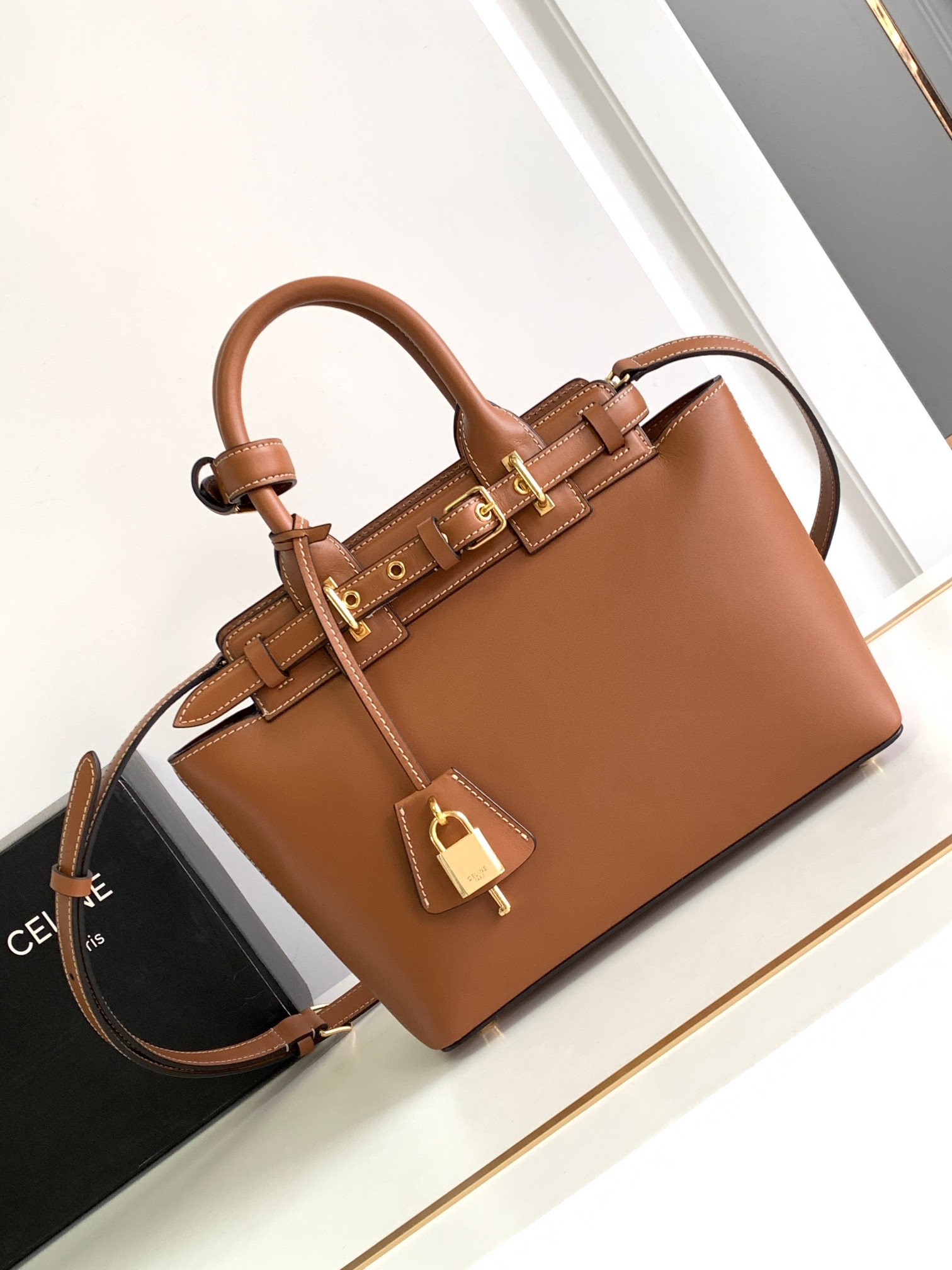 Ce**e teen Ce**e conti bag in natural calfskin