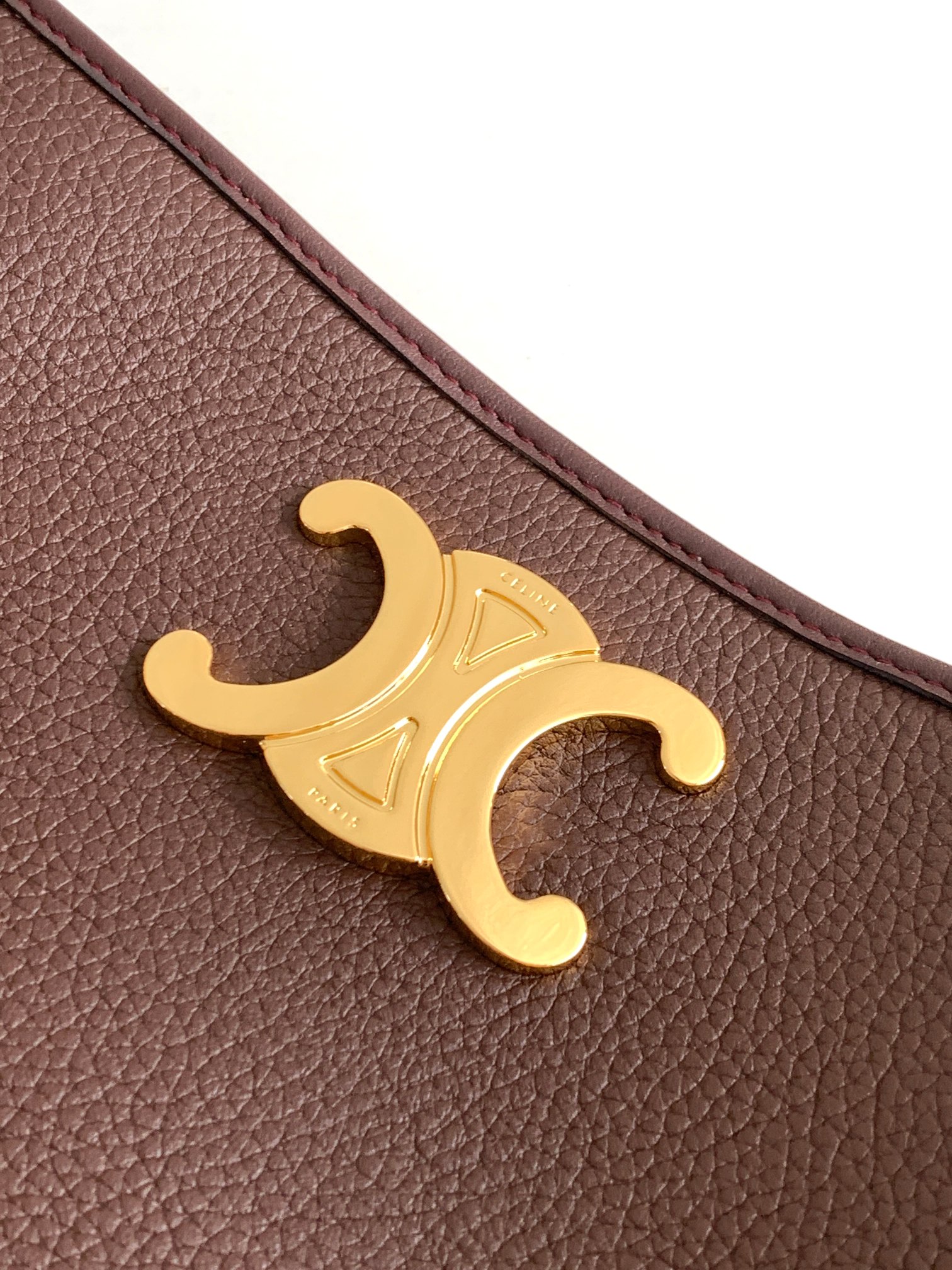 ce**e medium newspaper bag in S*pple calfskin chestnut