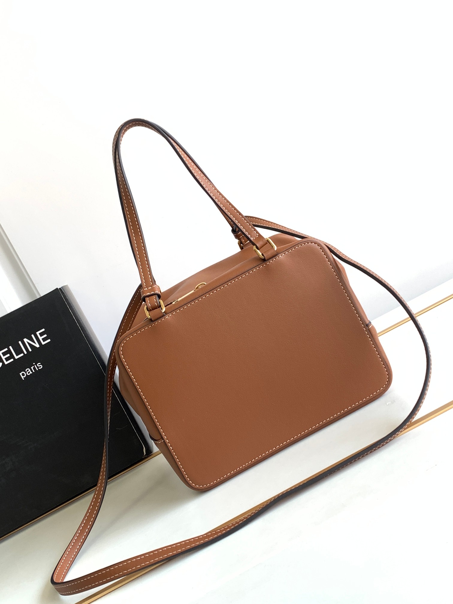 Ce**e folded cube bag in smooth calfskin