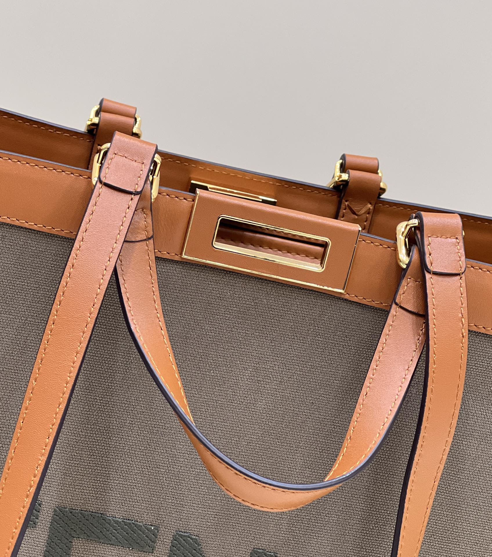 F**di peekaboo tote bag